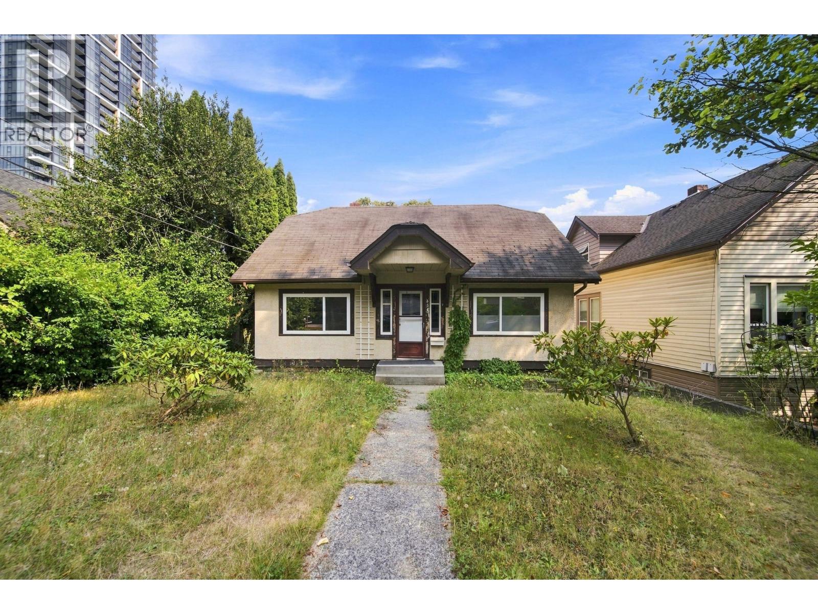 452 Rousseau Street Property Photo 10