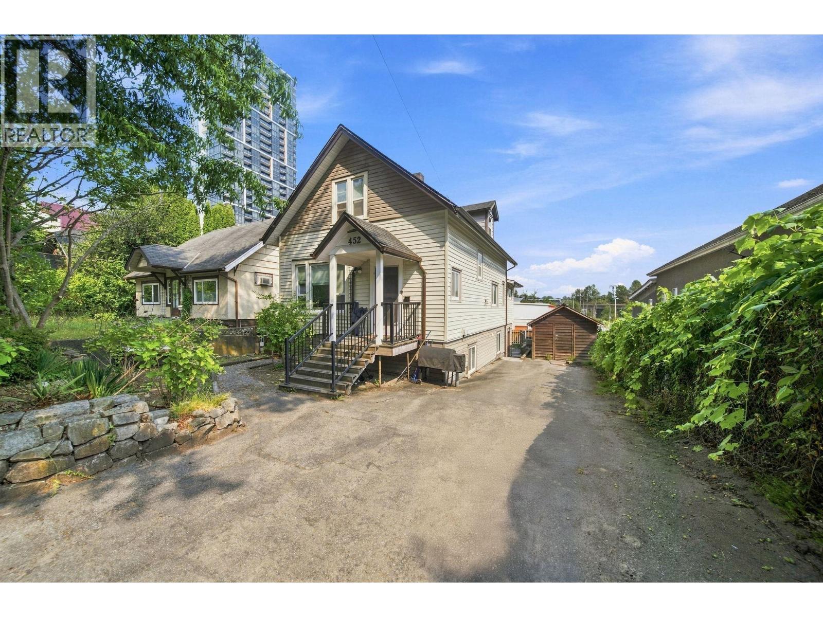 452 Rousseau Street Property Photo 11