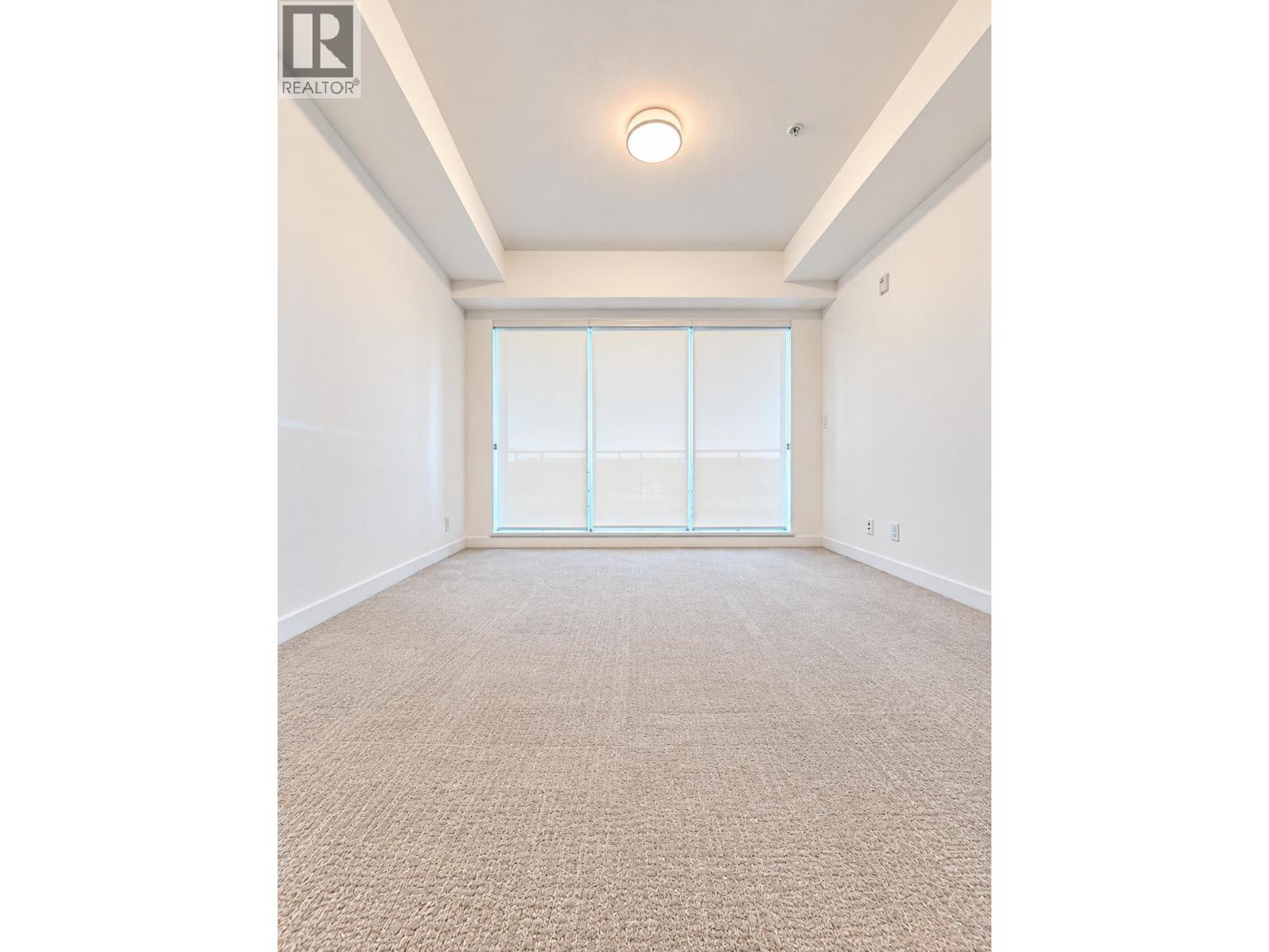 418 10177 River Drive Property Photo 8