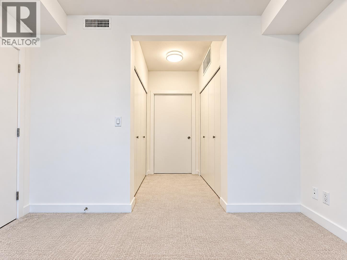 418 10177 River Drive Property Photo 10