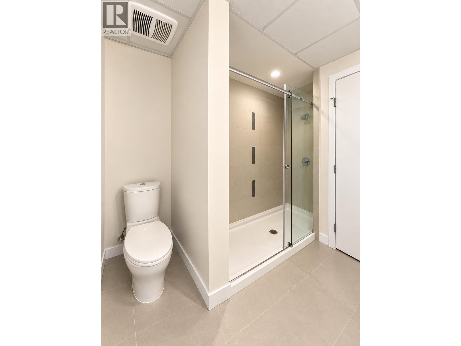 418 10177 River Drive Property Photo 12