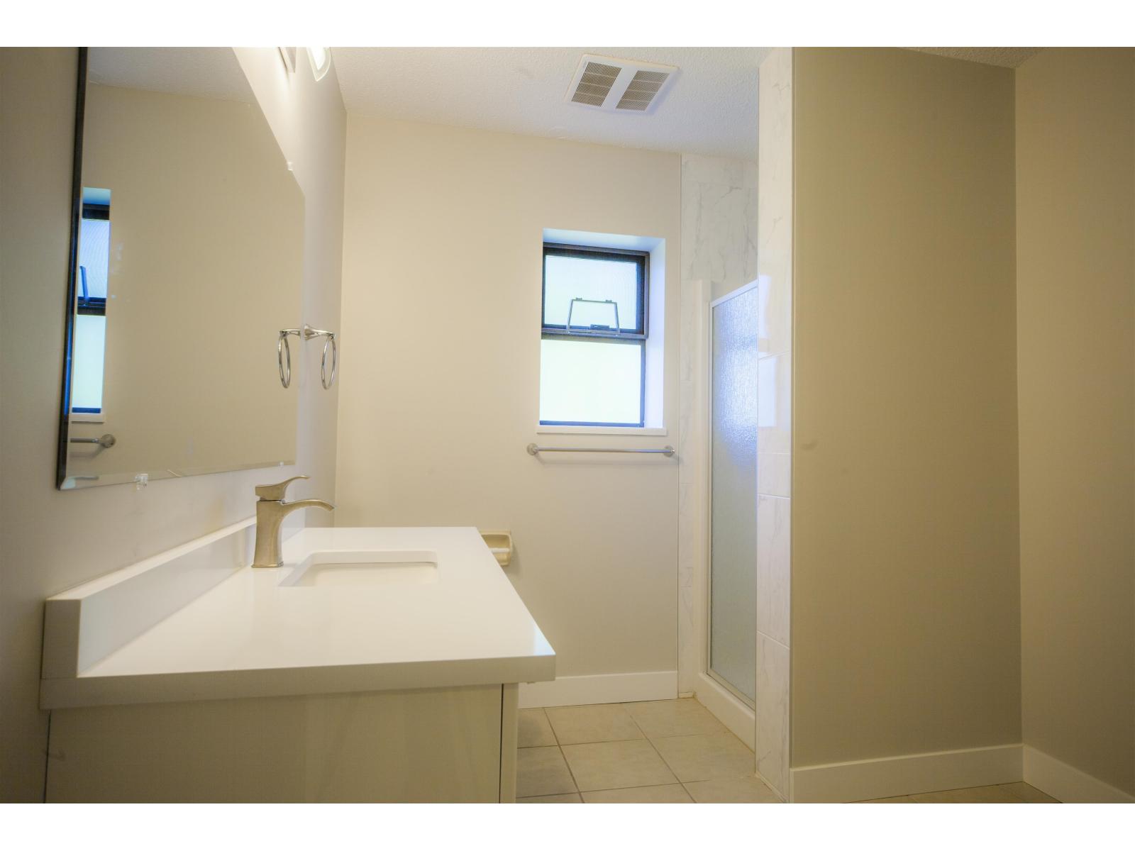 11604 75a Avenue Property Photo 7