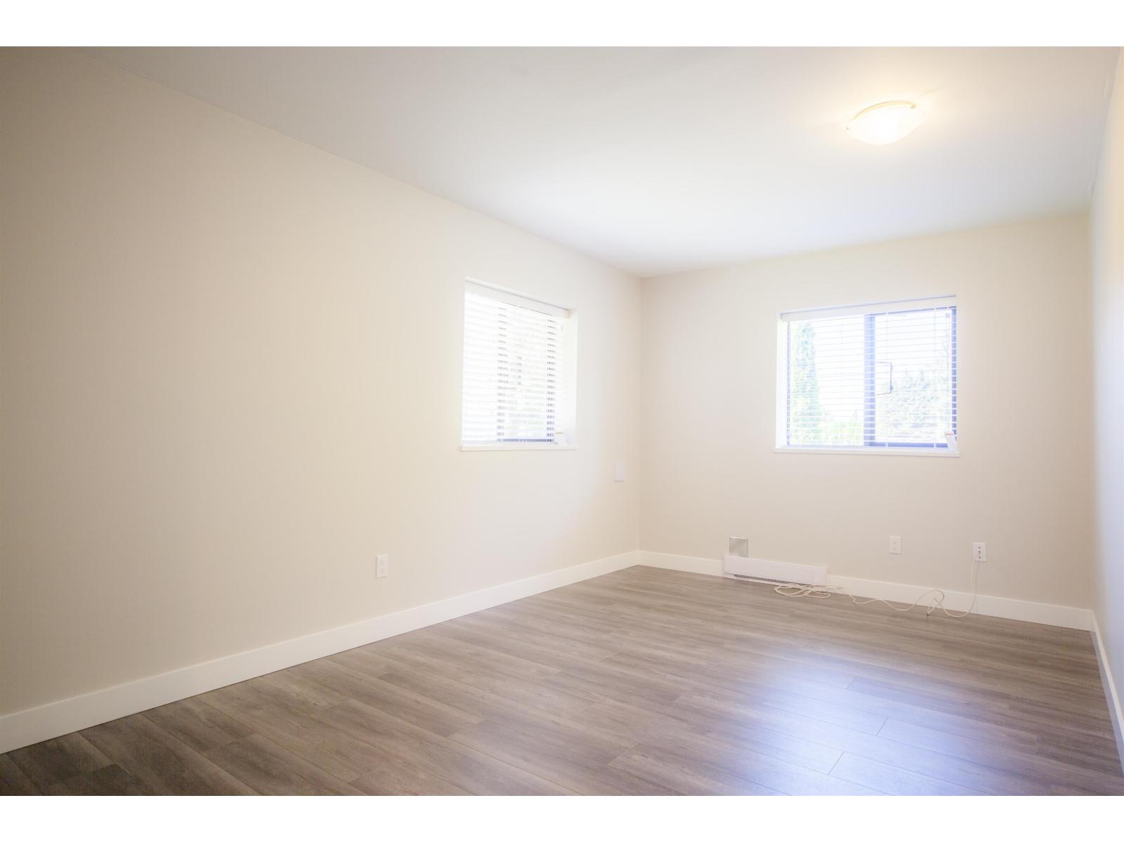 11604 75a Avenue Property Photo 8