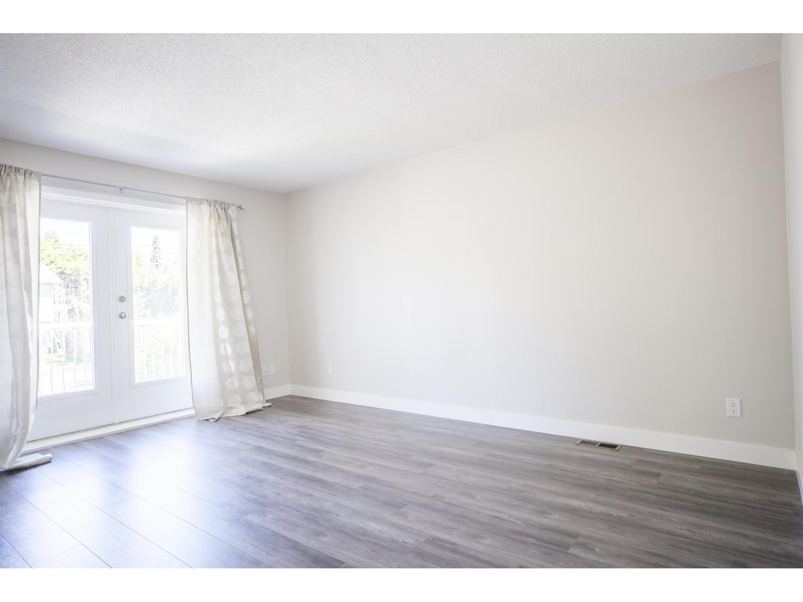 11604 75a Avenue Property Photo 10