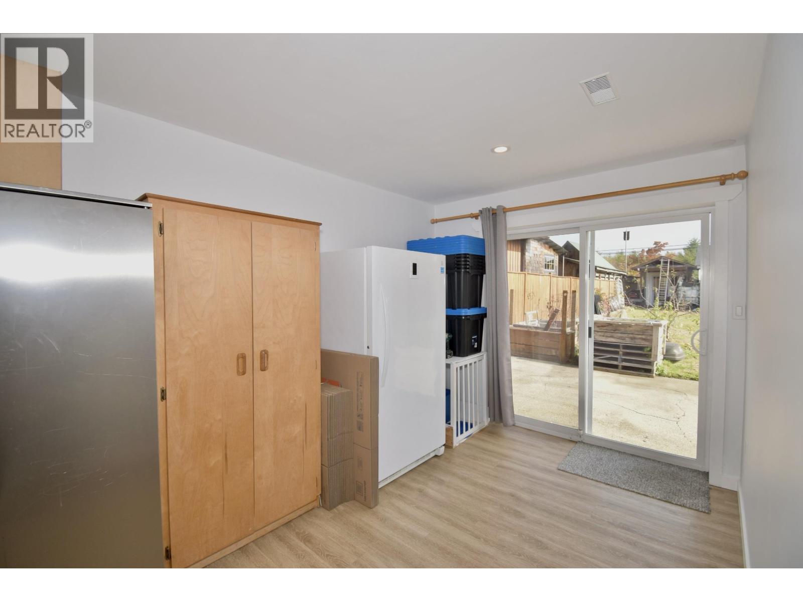 1822 Hall Road Property Photo 9