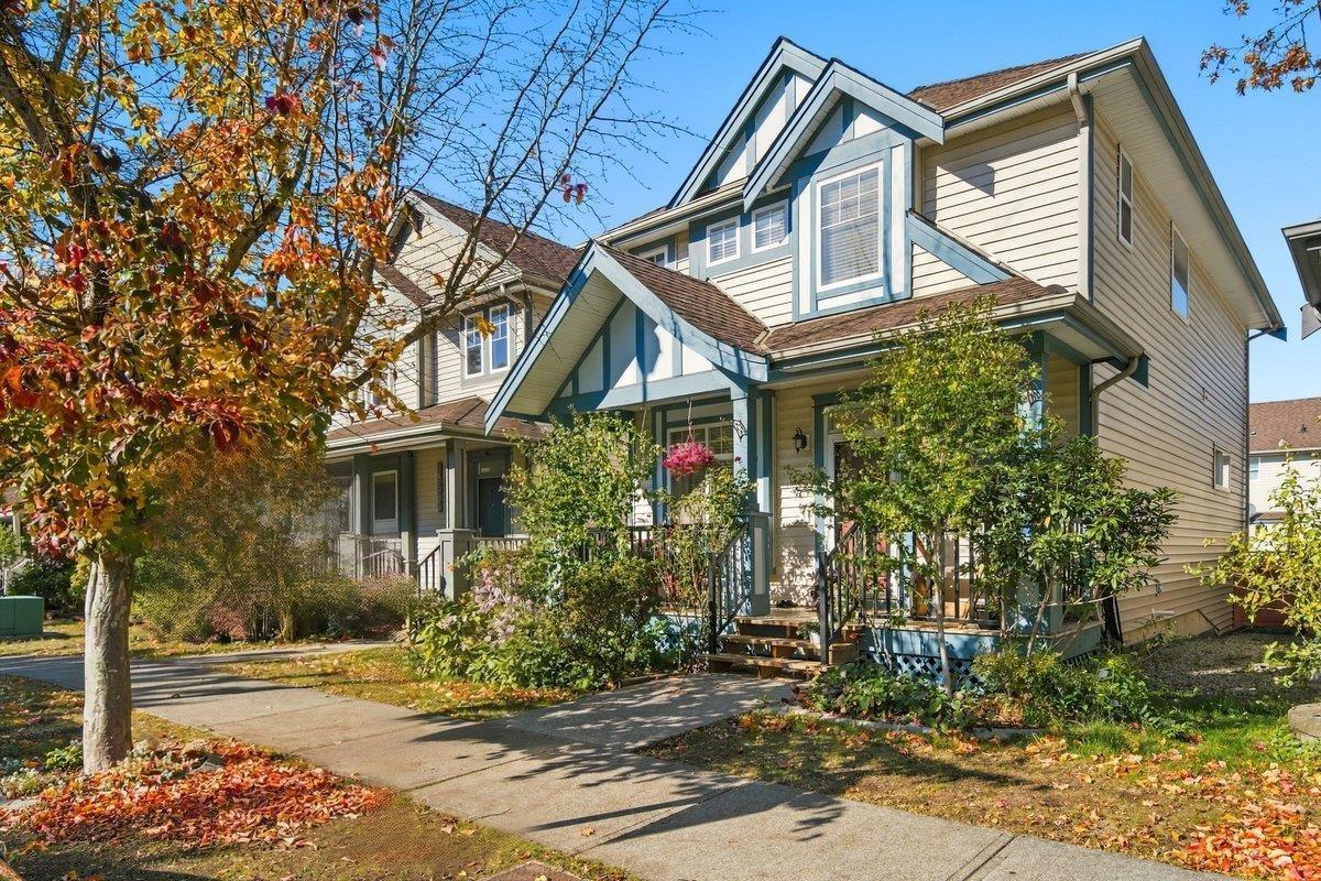 18589 67 Avenue Property Photo 2