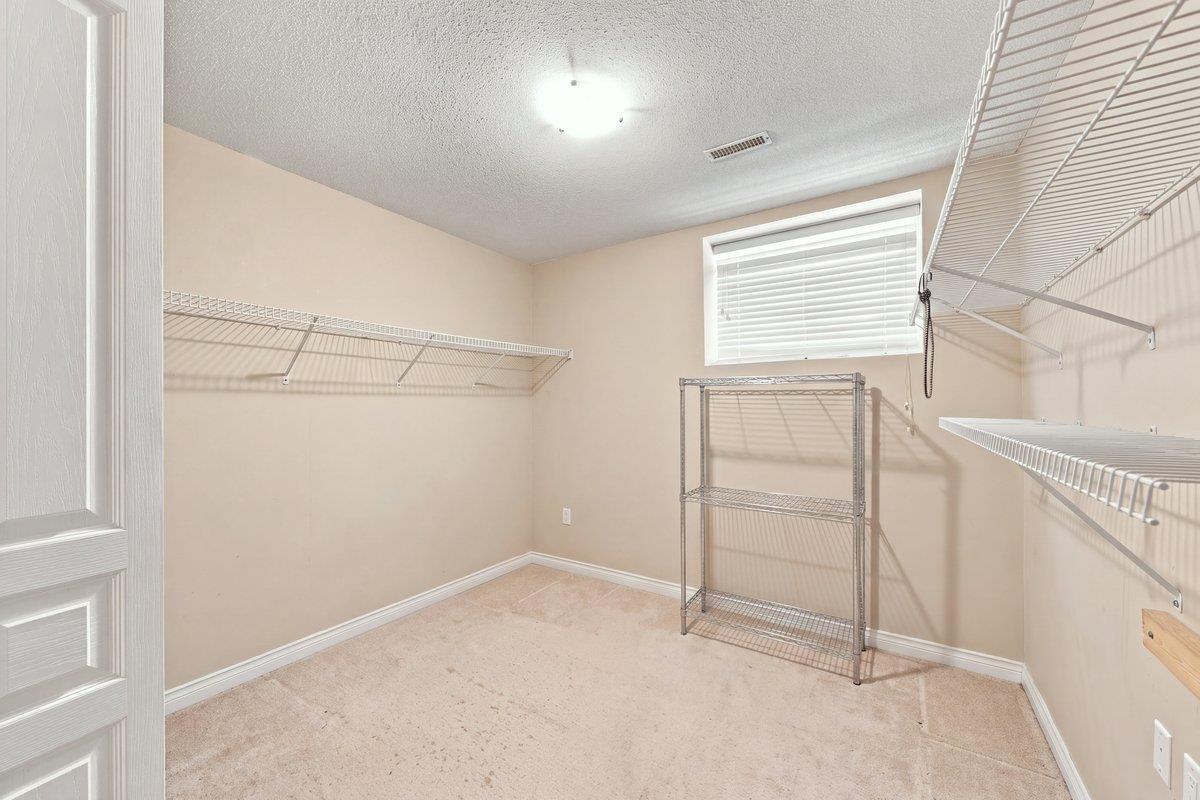 18589 67 Avenue Property Photo 27