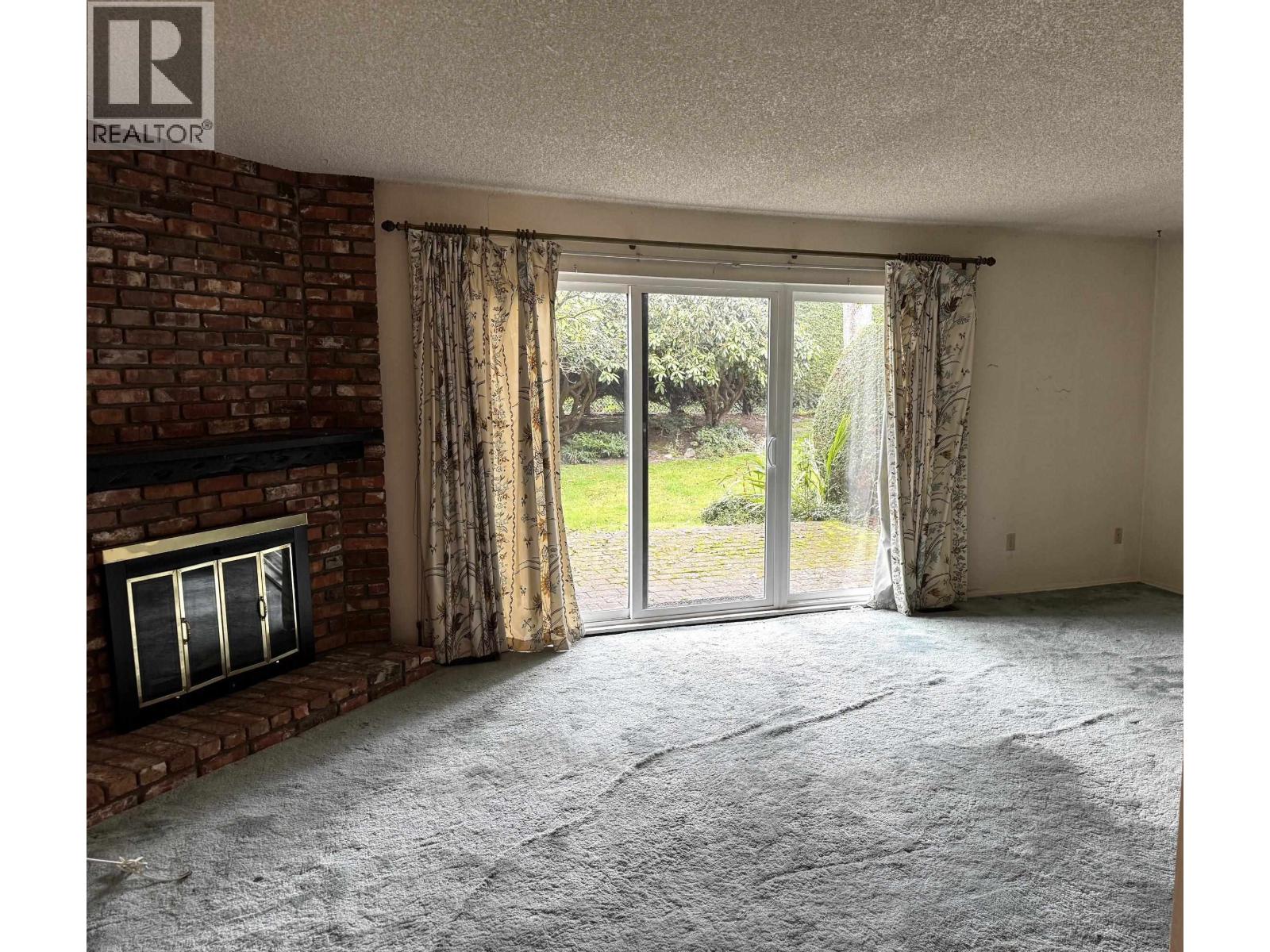 11 11771 Kingfisher Drive Property Photo 2