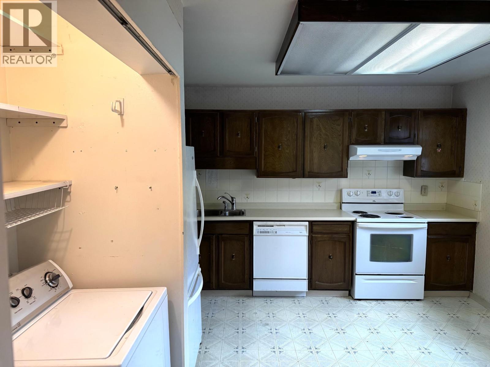11 11771 Kingfisher Drive Property Photo 4