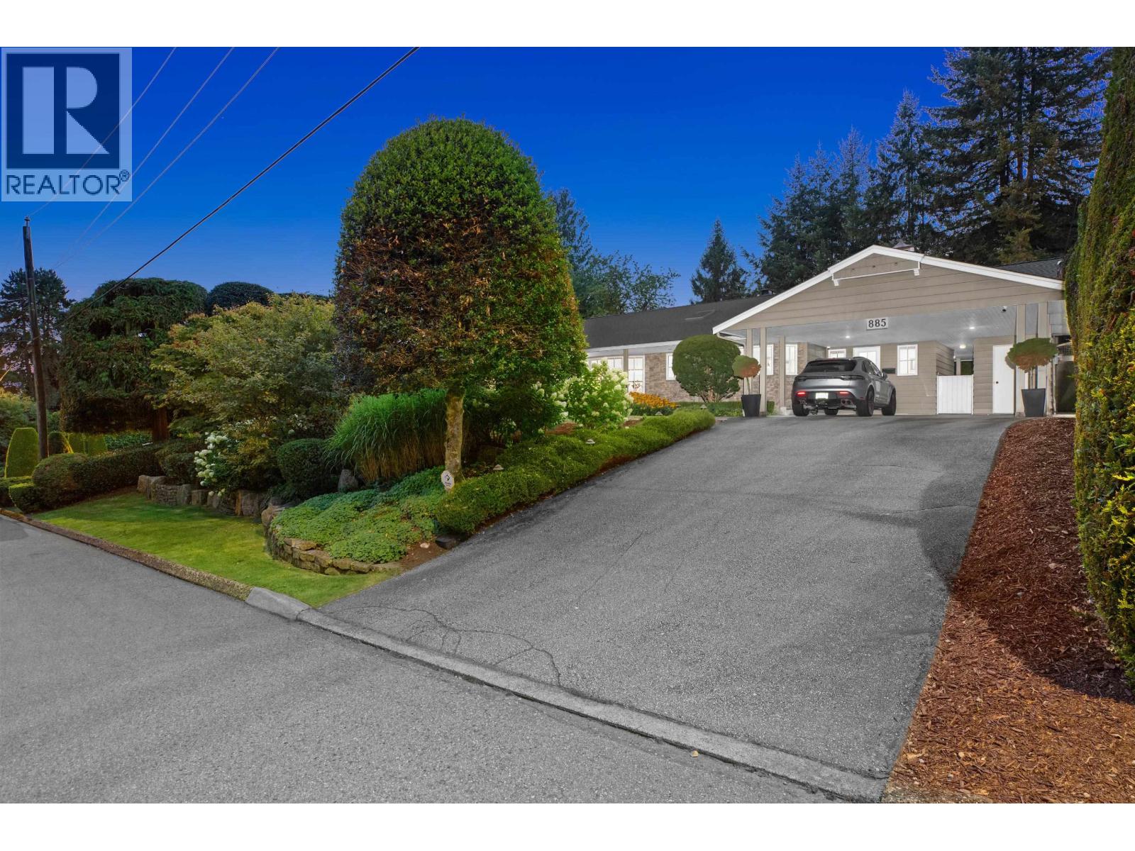 885 Margaree Place Property Photo 40