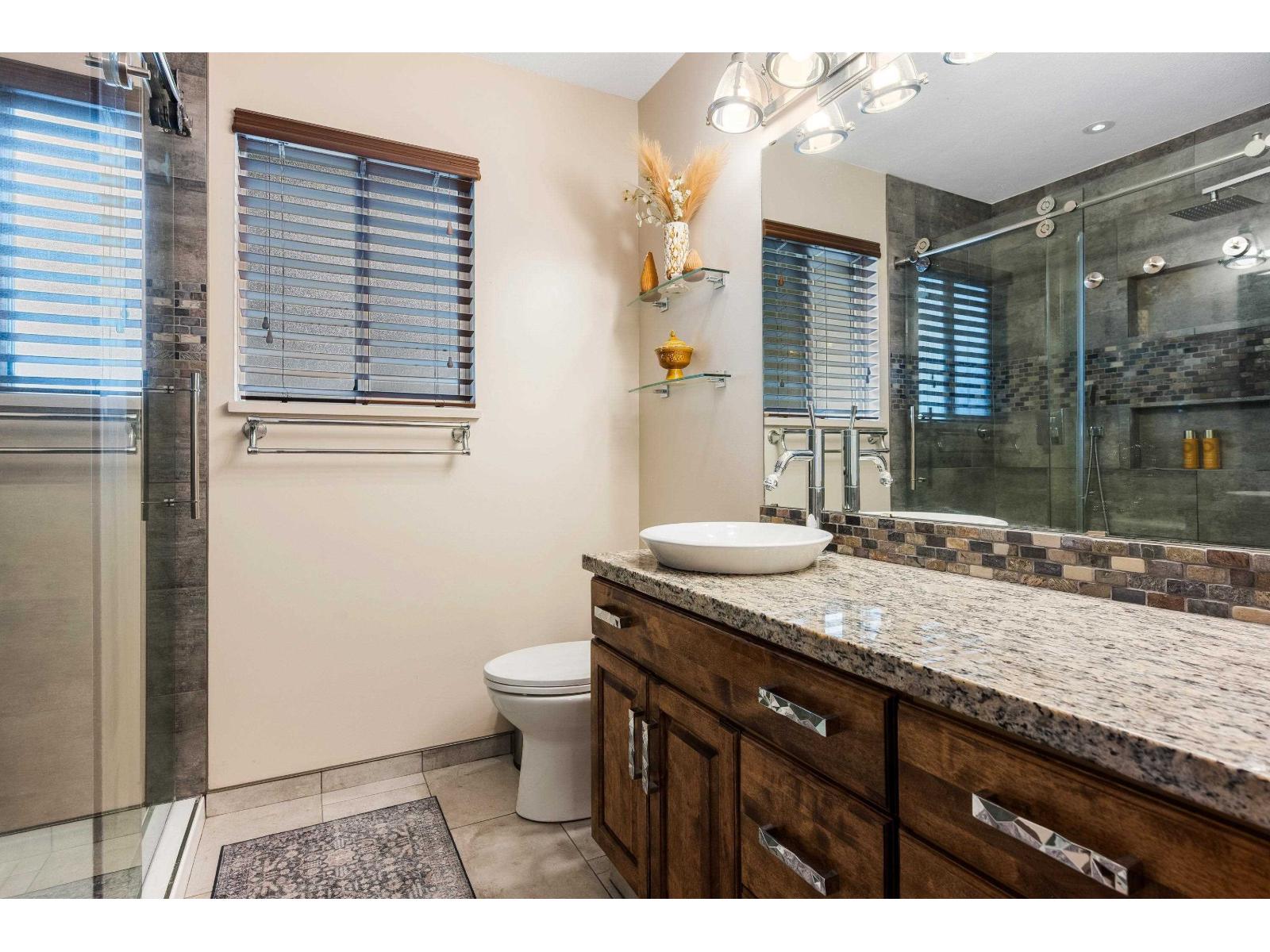 3631 Walden Street Property Photo 23