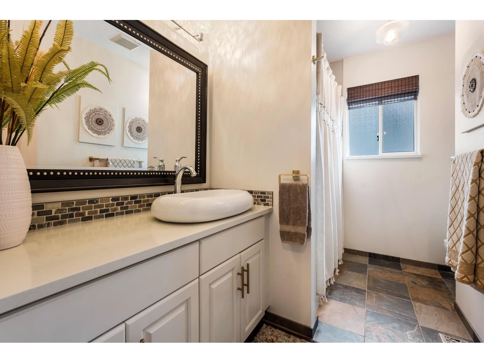 3631 Walden Street Property Photo 26