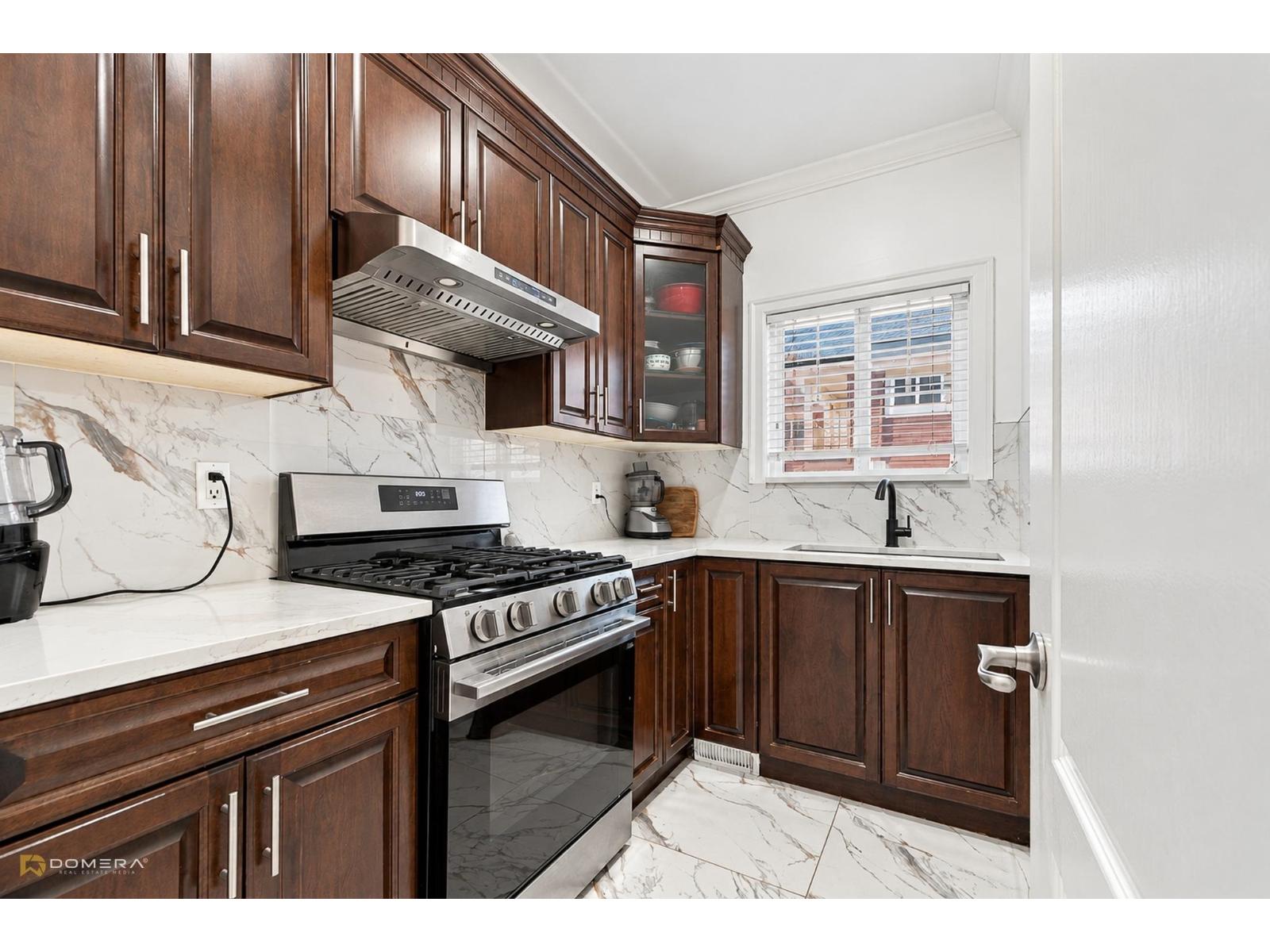 12788 105a Avenue Property Photo 8