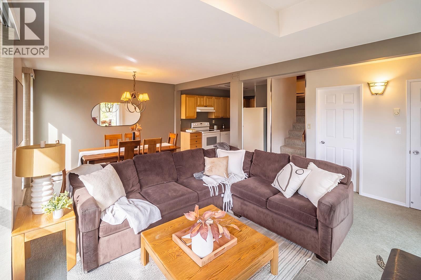 59 2400 Cavendish Way Property Photo 6