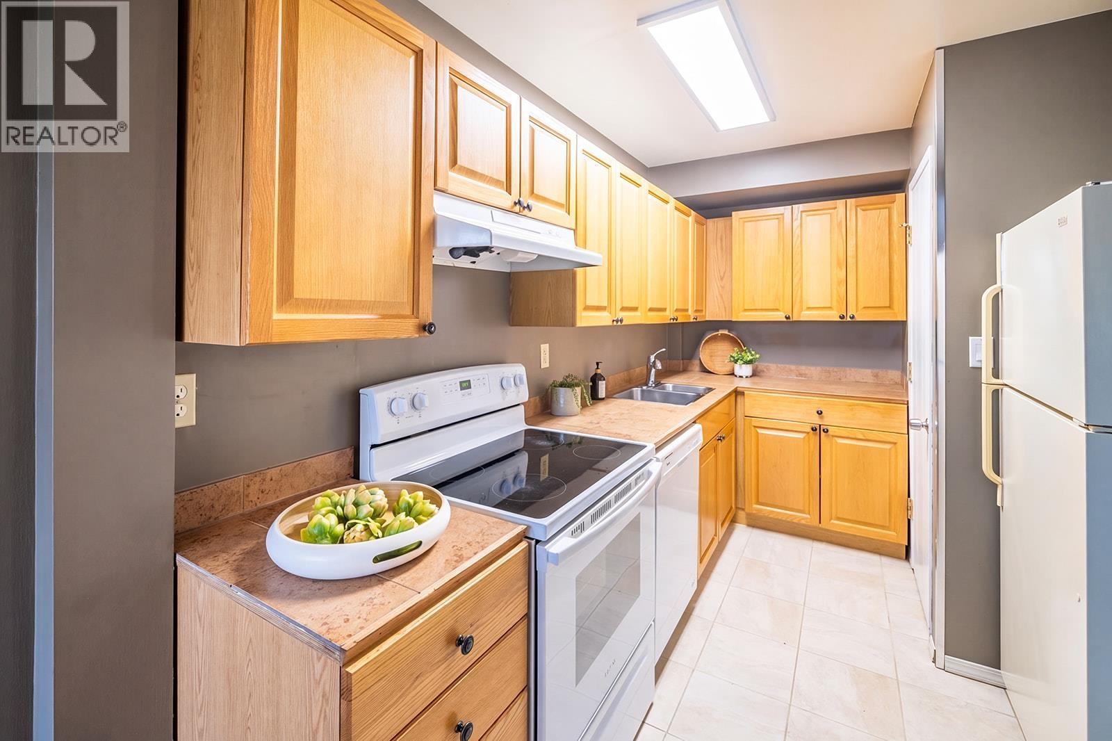 59 2400 Cavendish Way Property Photo 7