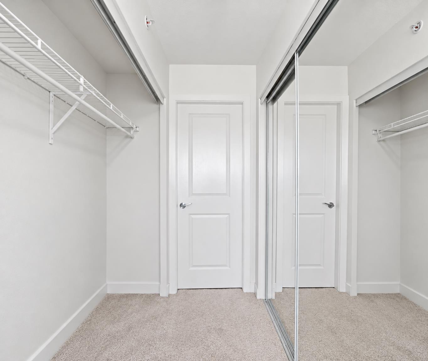 410 15745 Croydon Drive Property Photo 8