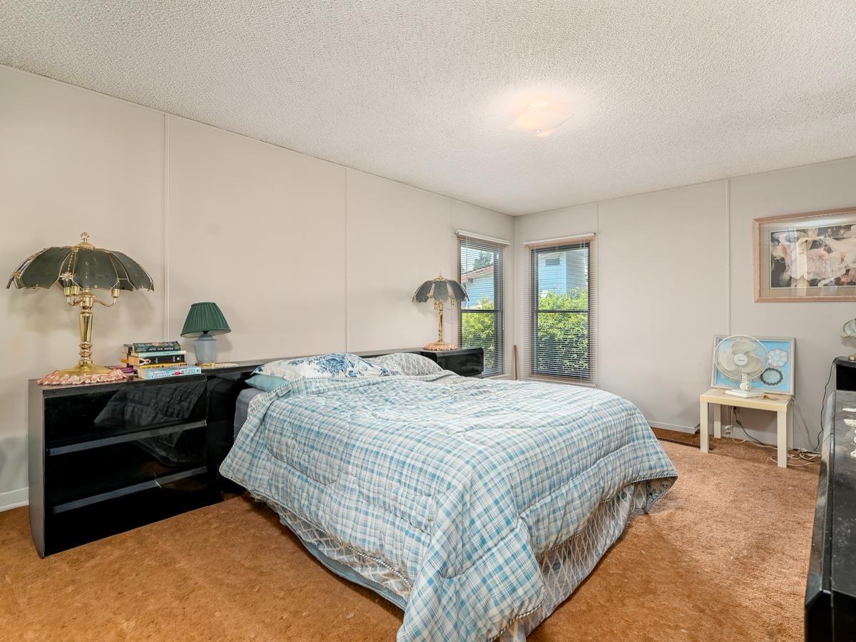 9 8670 156 Street Property Photo 15