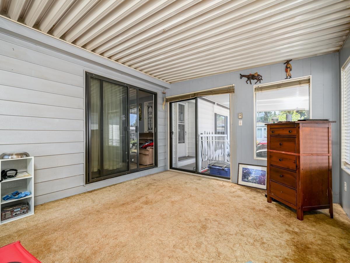 9 8670 156 Street Property Photo 15
