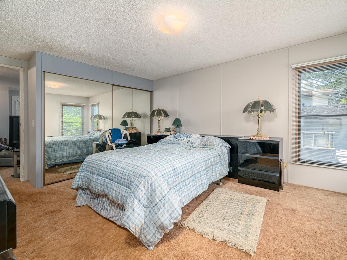 9 8670 156 Street Property Photo 17