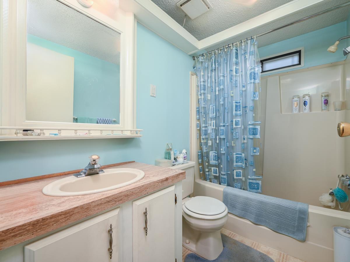 9 8670 156 Street Property Photo 19