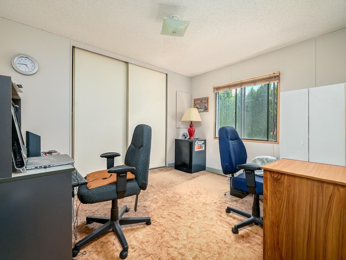9 8670 156 Street Property Photo 19