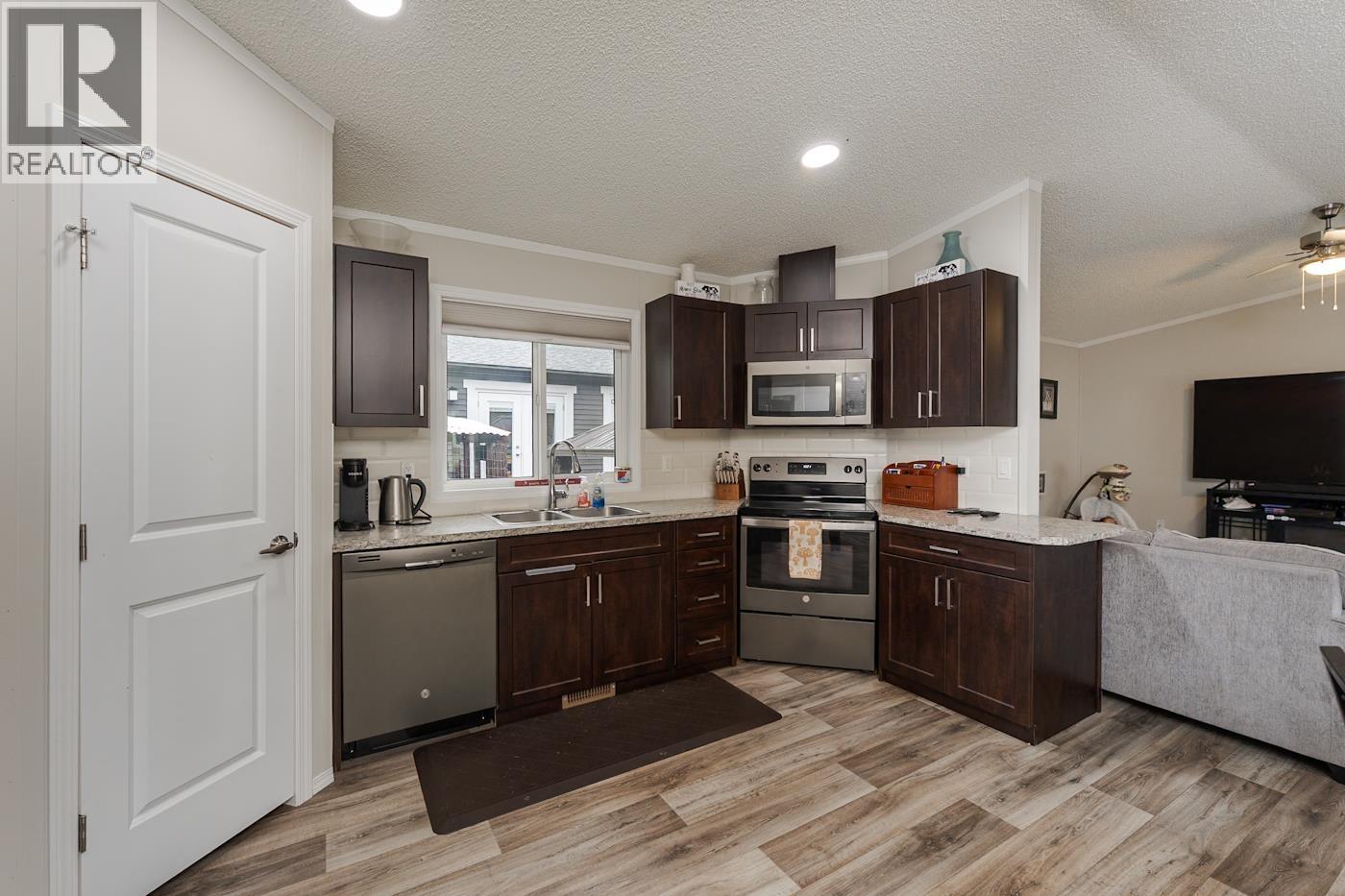 44 5164 Hart Highway Property Photo 3