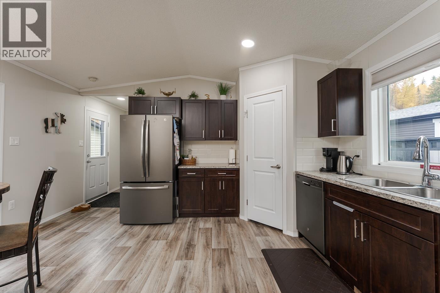 44 5164 Hart Highway Property Photo 4