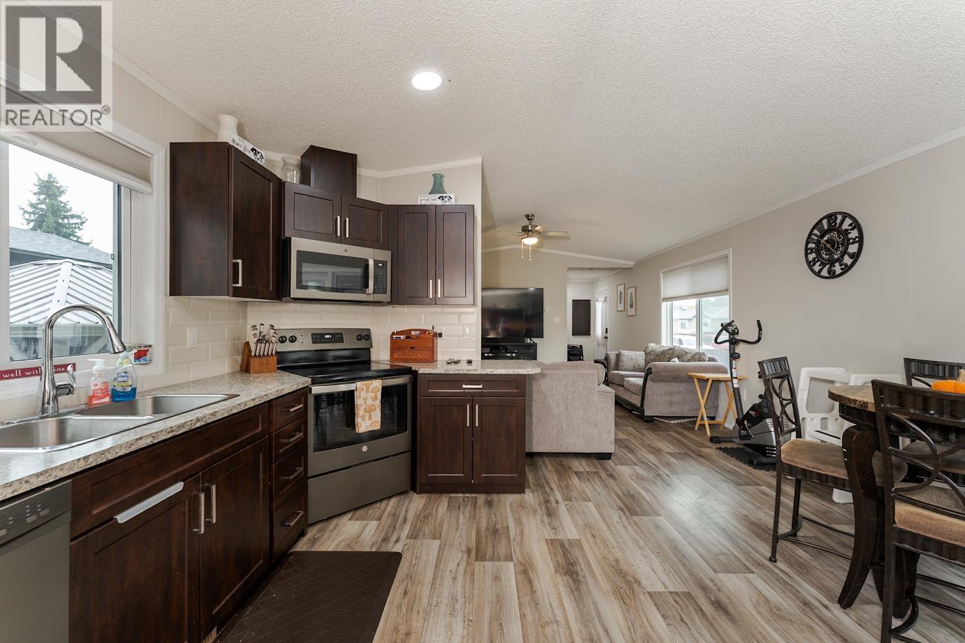 44 5164 Hart Highway Property Photo 5