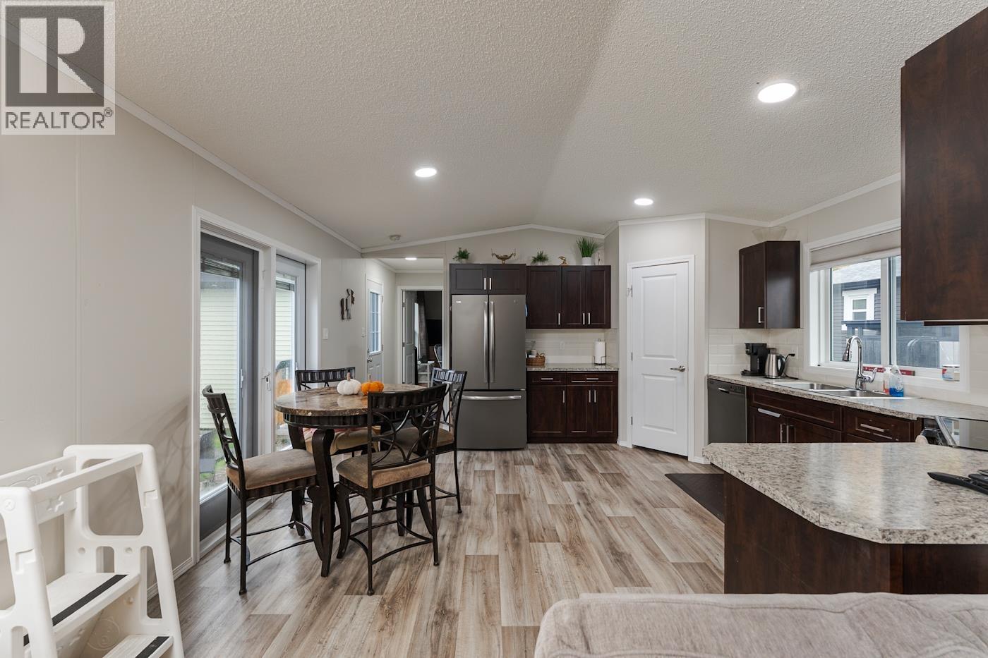 44 5164 Hart Highway Property Photo 9