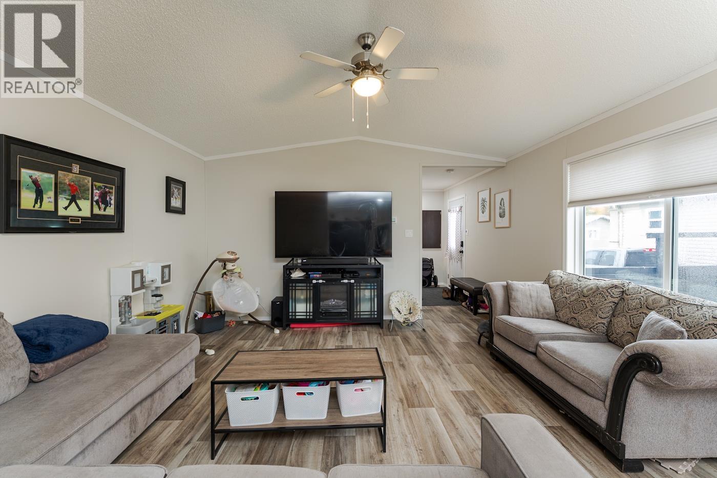 44 5164 Hart Highway Property Photo 13