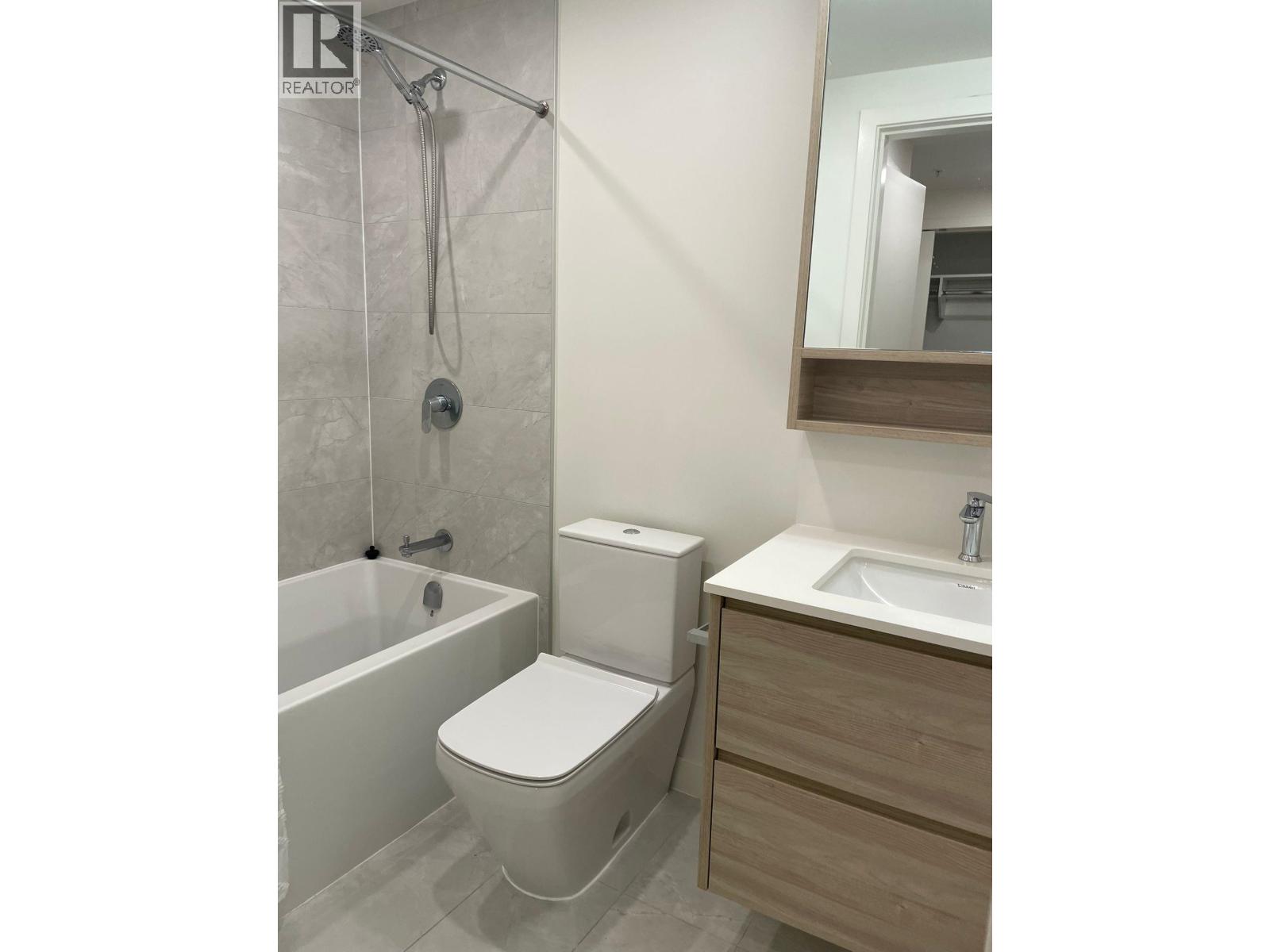 408 595 Austin Avenue Property Photo 9