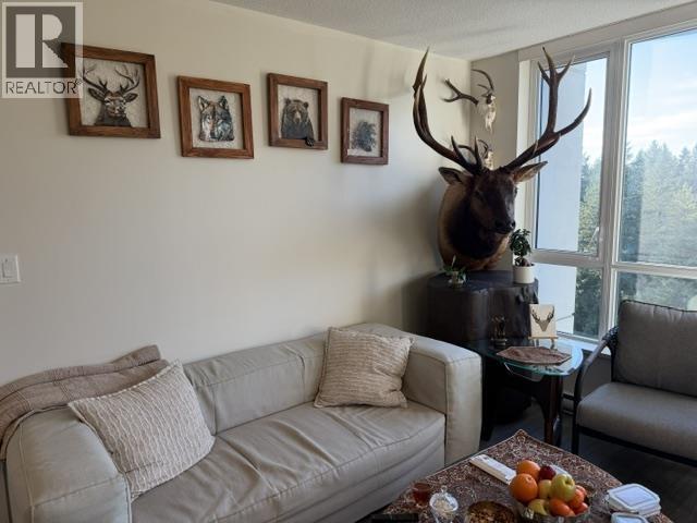 1505 3096 Windsor Gate Property Photo 9