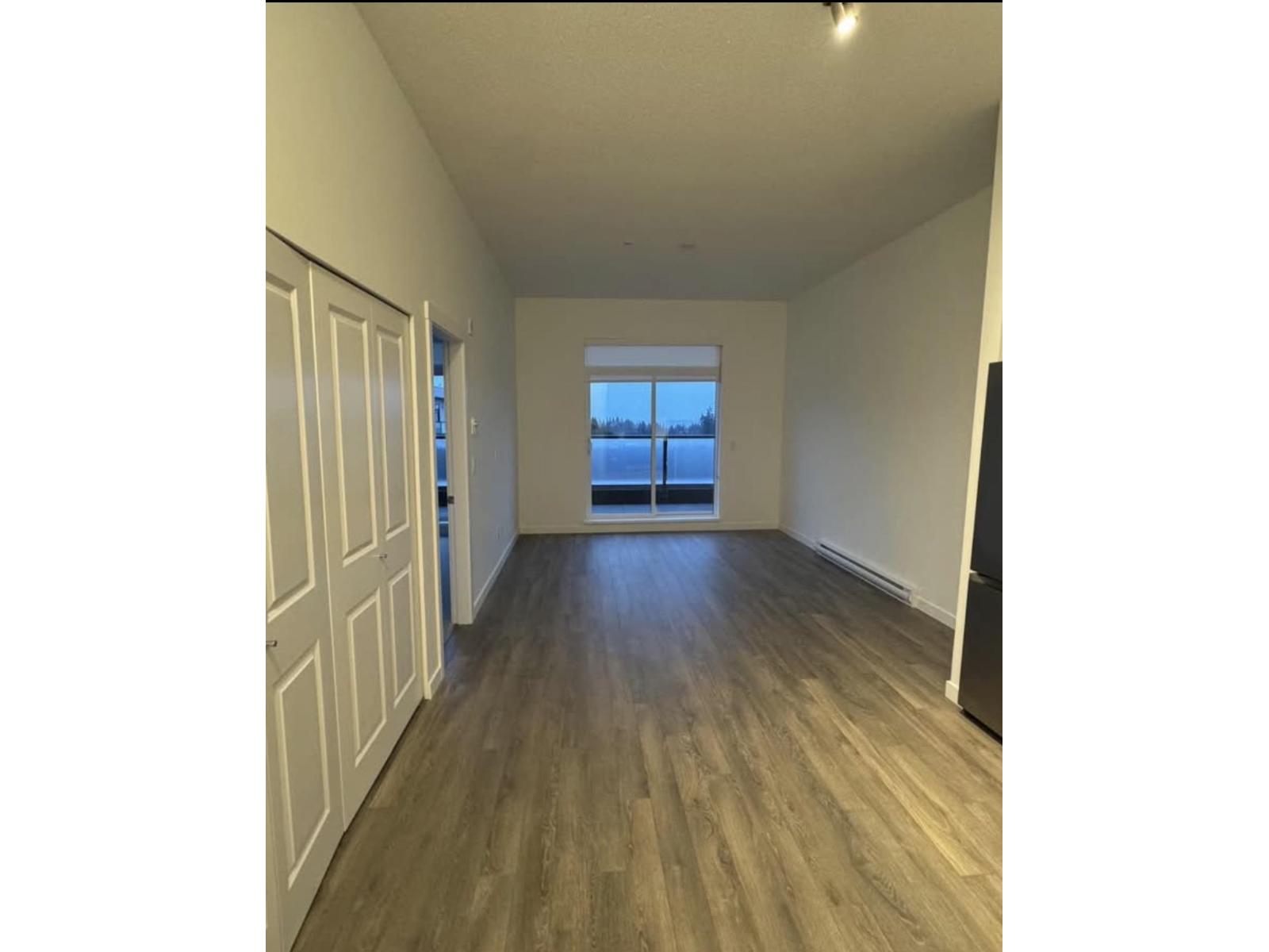 616 15738 85 Avenue Property Photo 6