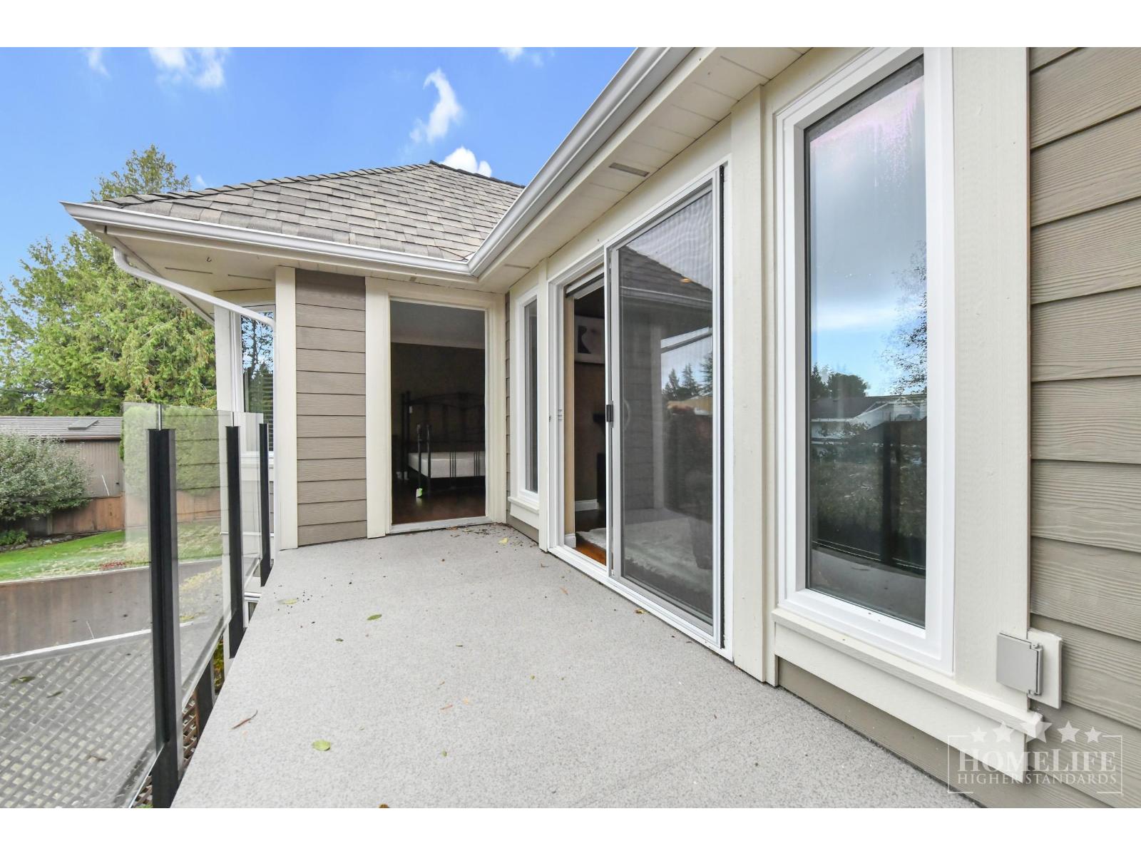 House 14564 18a Avenue Property Photo 26