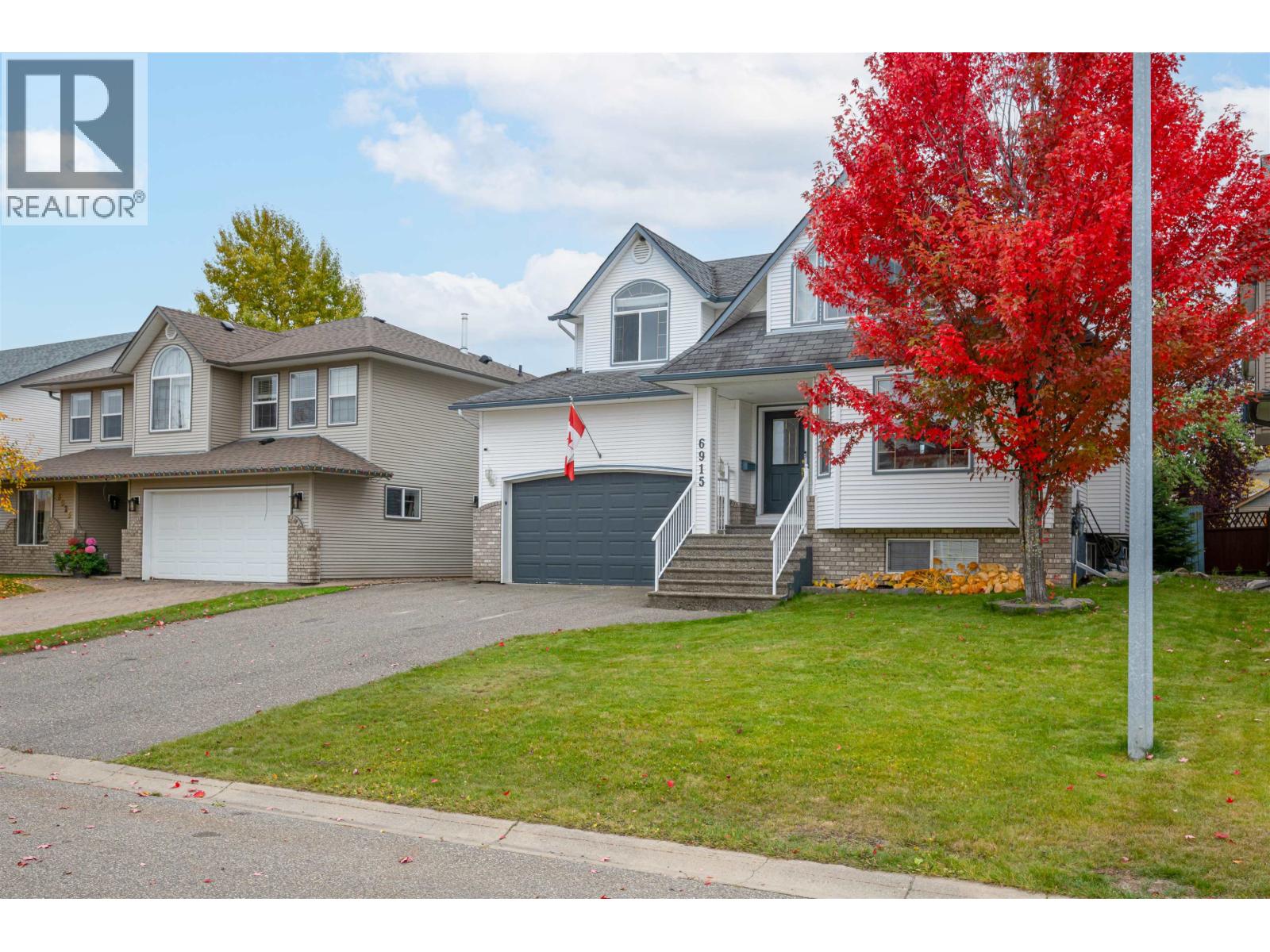 6915 Chartwell Crescent Property Photo 3