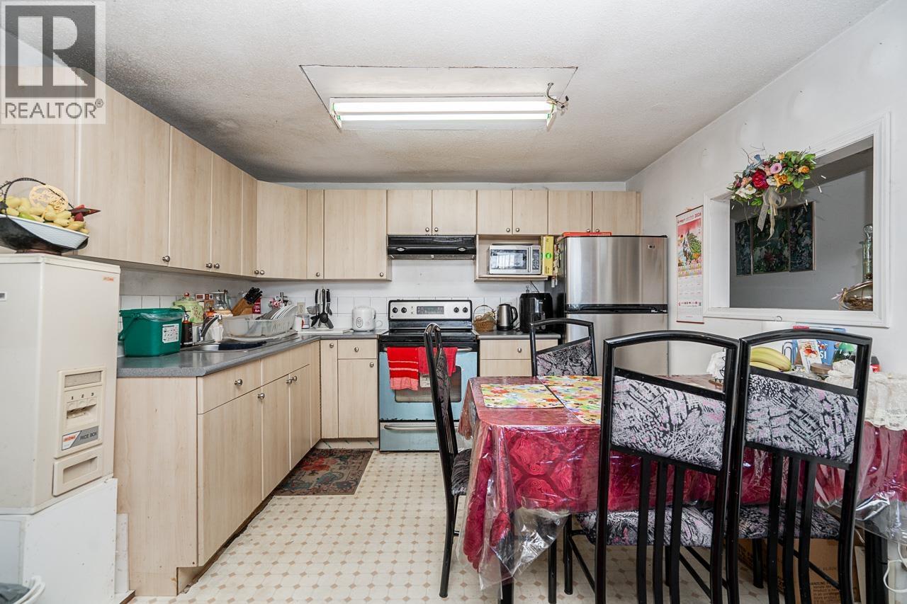 4712 Victoria Drive Property Photo 23