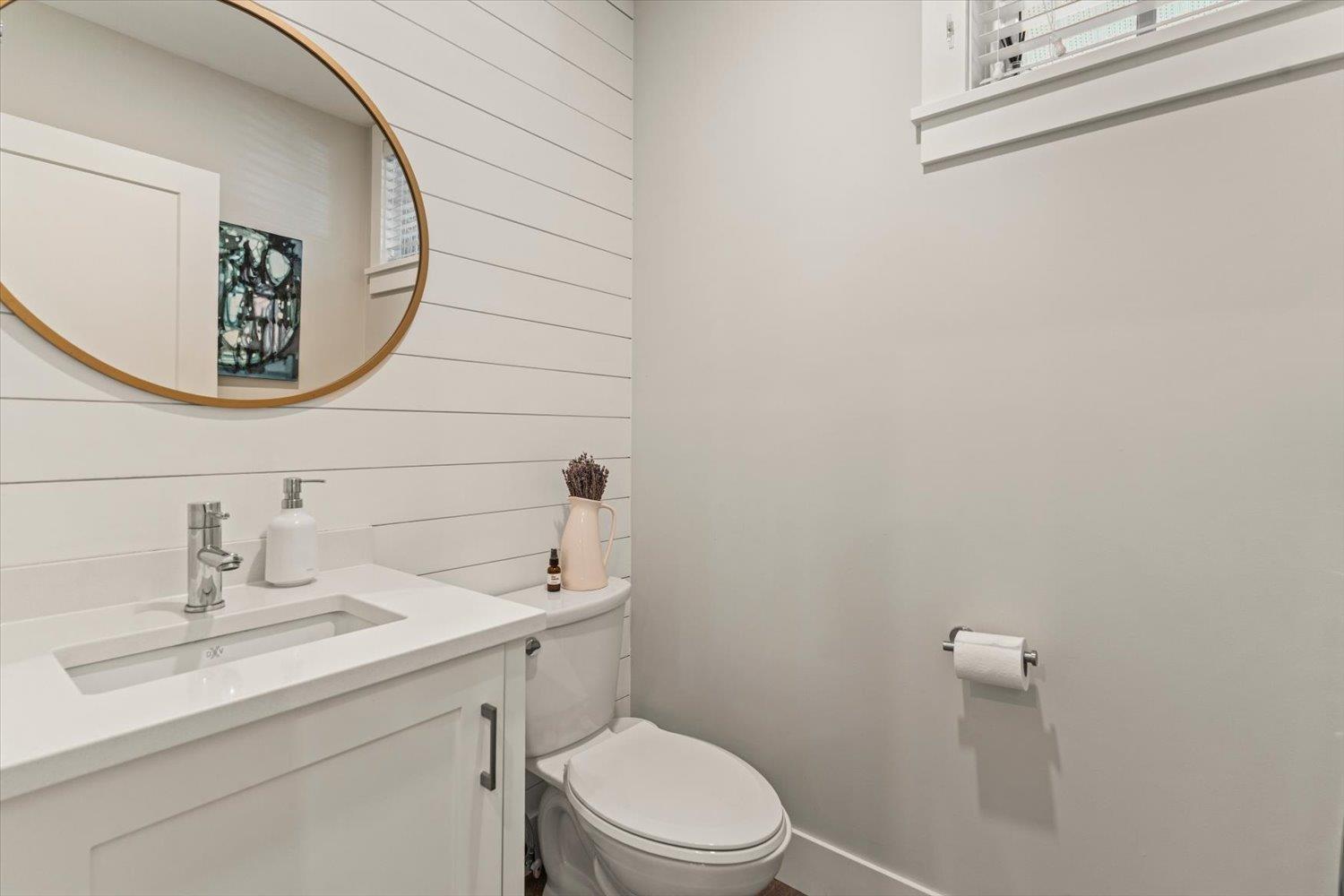 34110 Larch Street Property Photo 12