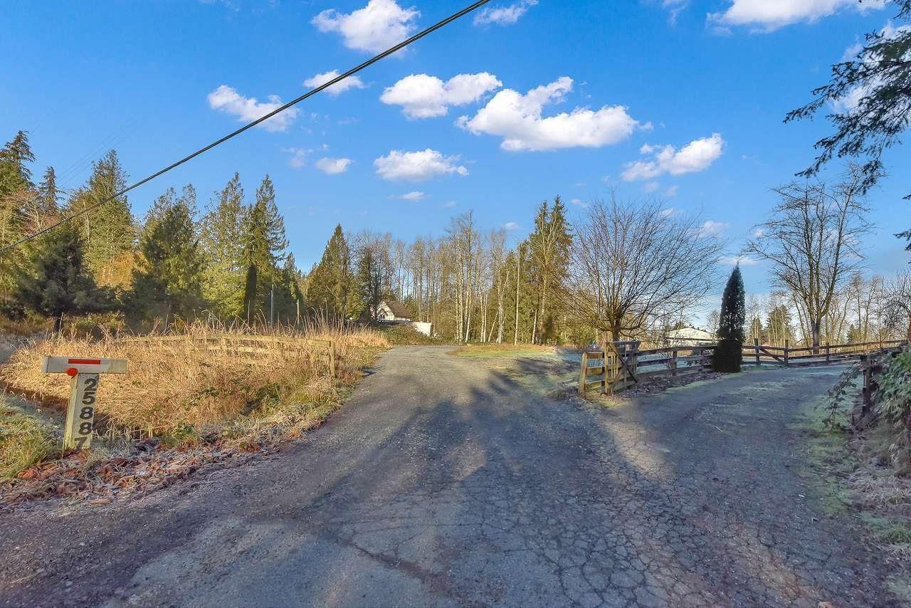 25887 60 Avenue Property Photo 2