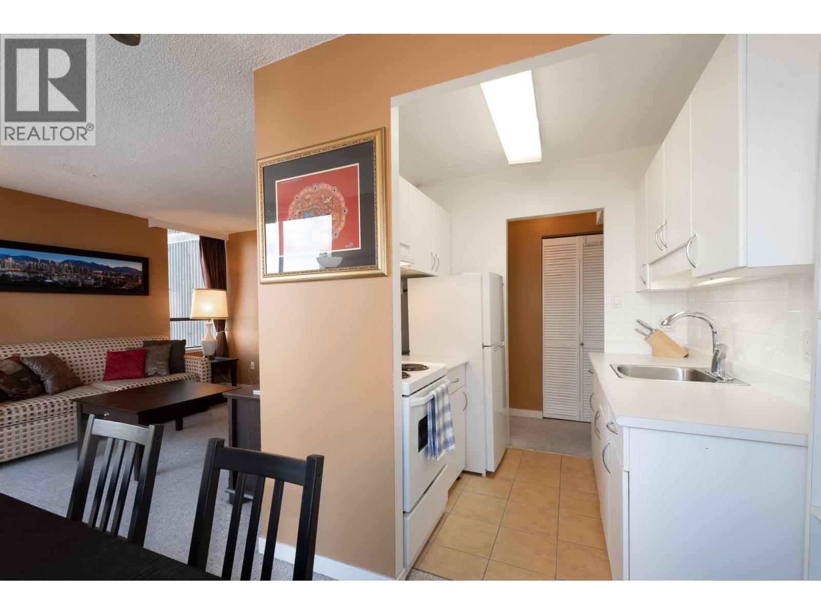 1106 1720 Barclay Street Property Photo 18