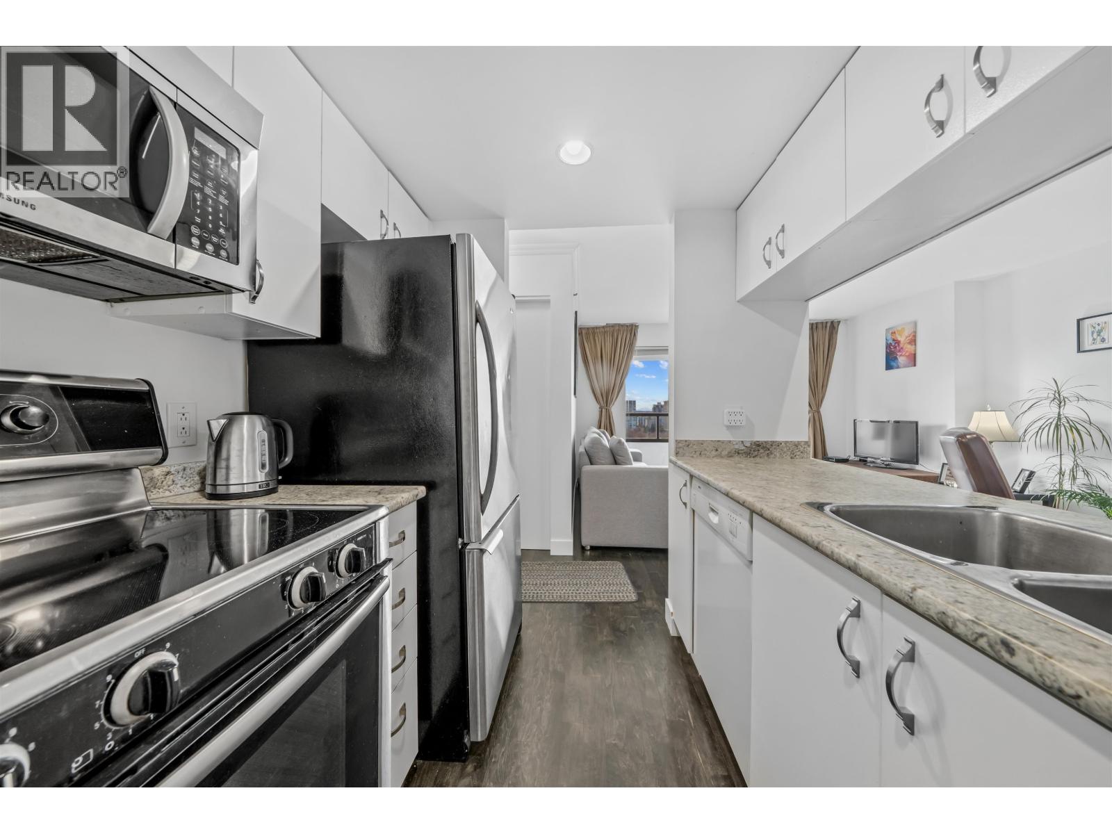 1908 1060 Alberni Street Property Photo 16