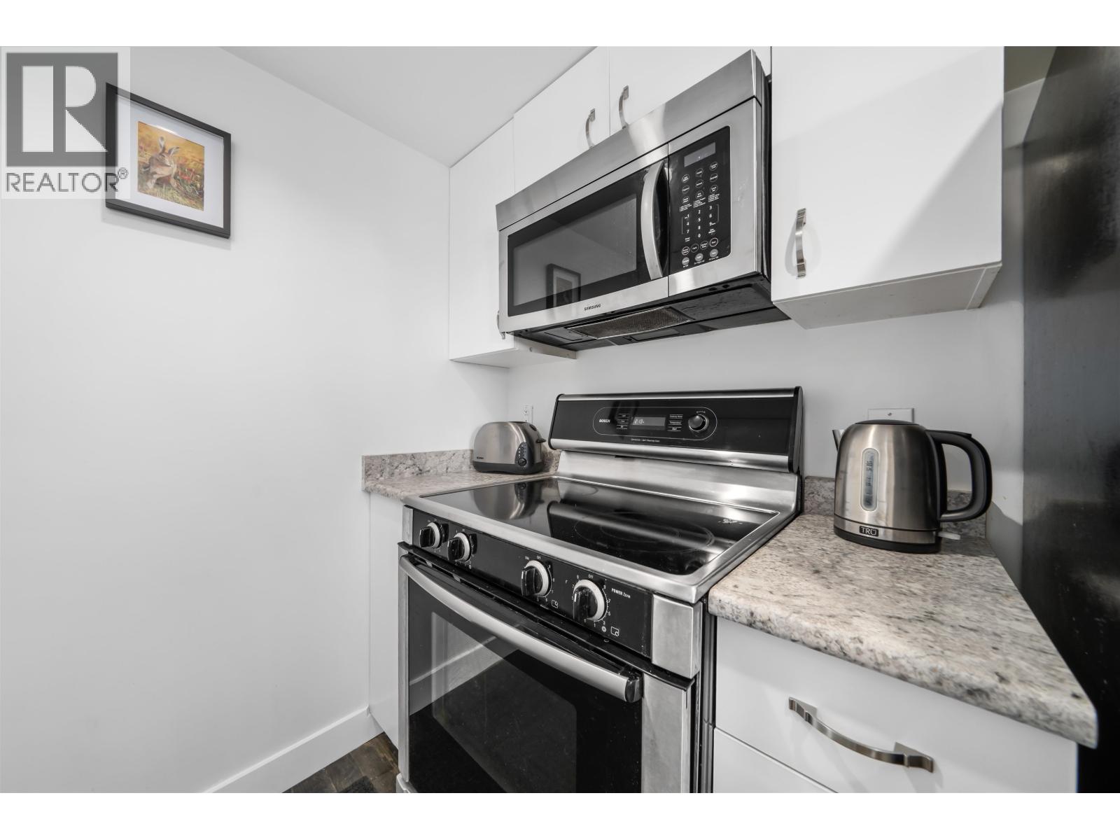 1908 1060 Alberni Street Property Photo 17