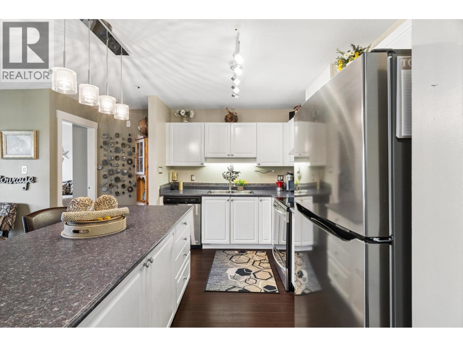 414 2968 Burlington Drive Property Photo 3