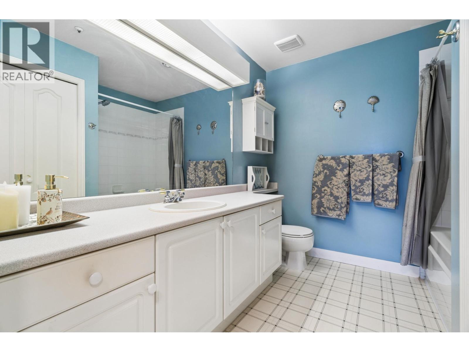 414 2968 Burlington Drive Property Photo 21