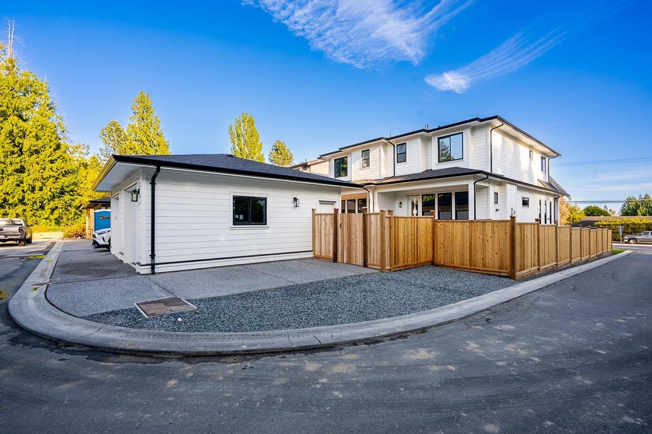 102 13711 16 Avenue Property Photo 38