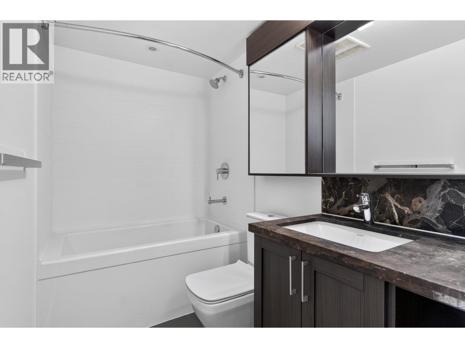 1702 5515 Boundary Road Property Photo 6