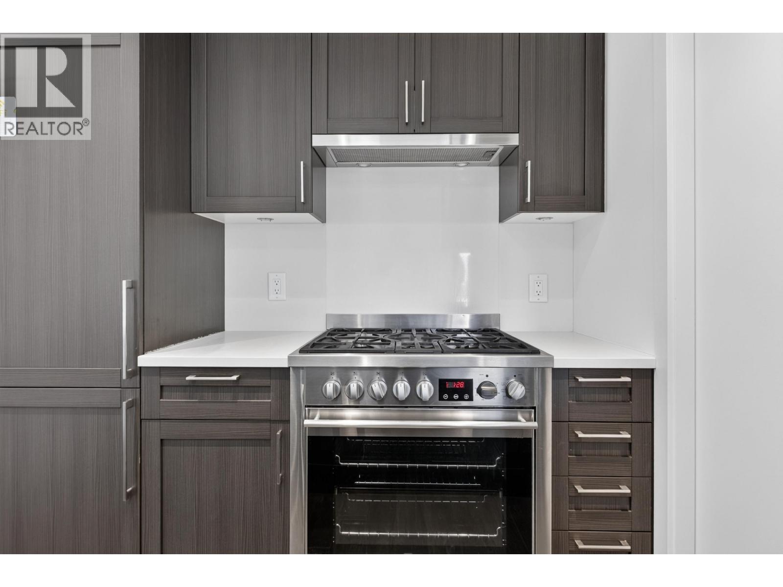 1702 5515 Boundary Road Property Photo 14