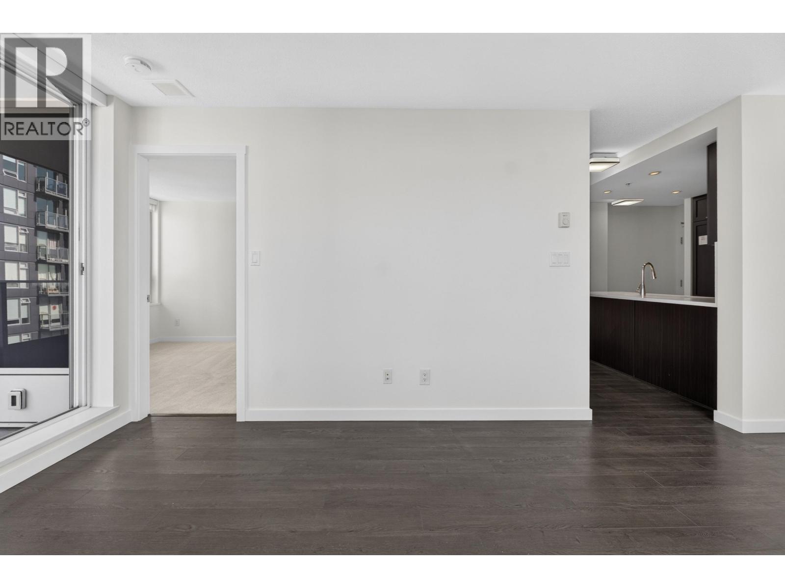 1702 5515 Boundary Road Property Photo 25