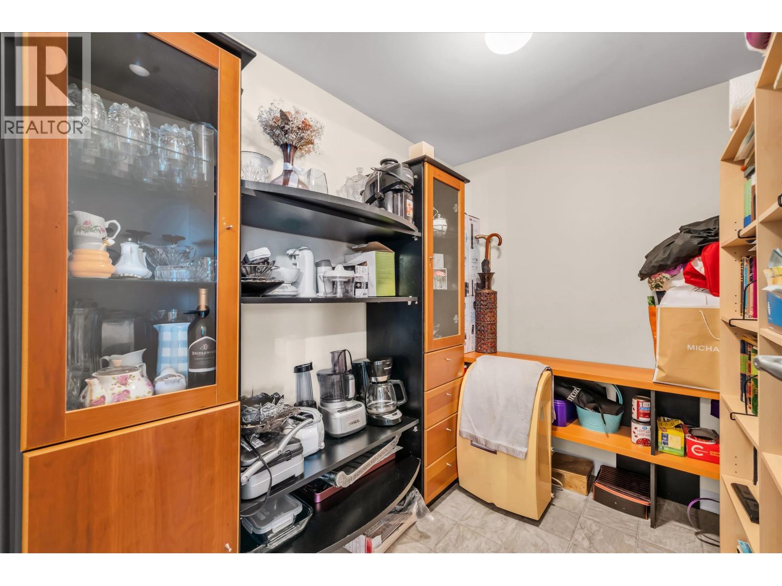 2302 1367 Alberni Street Property Photo 23
