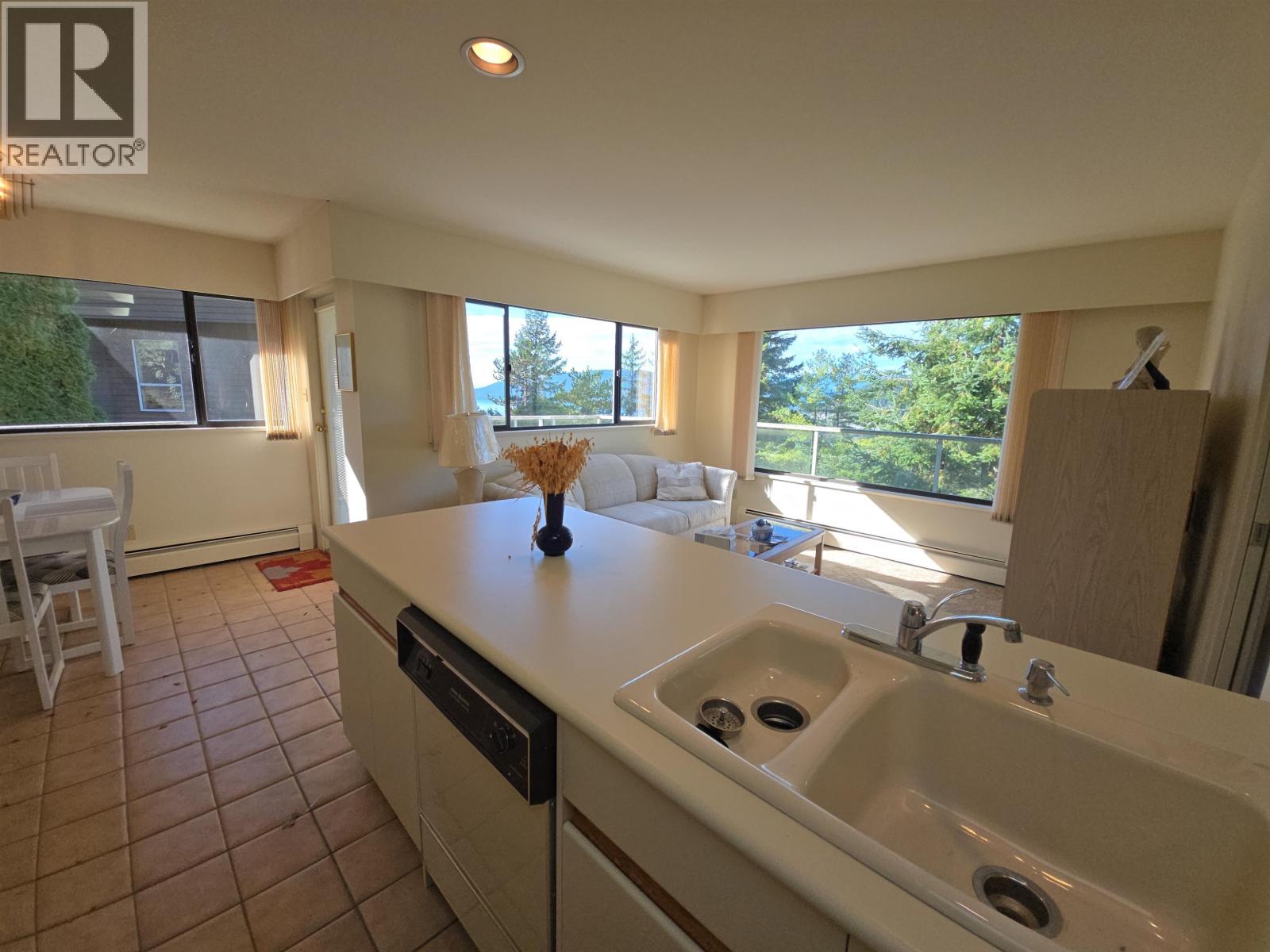 4764 Woodburn Road Property Photo 12