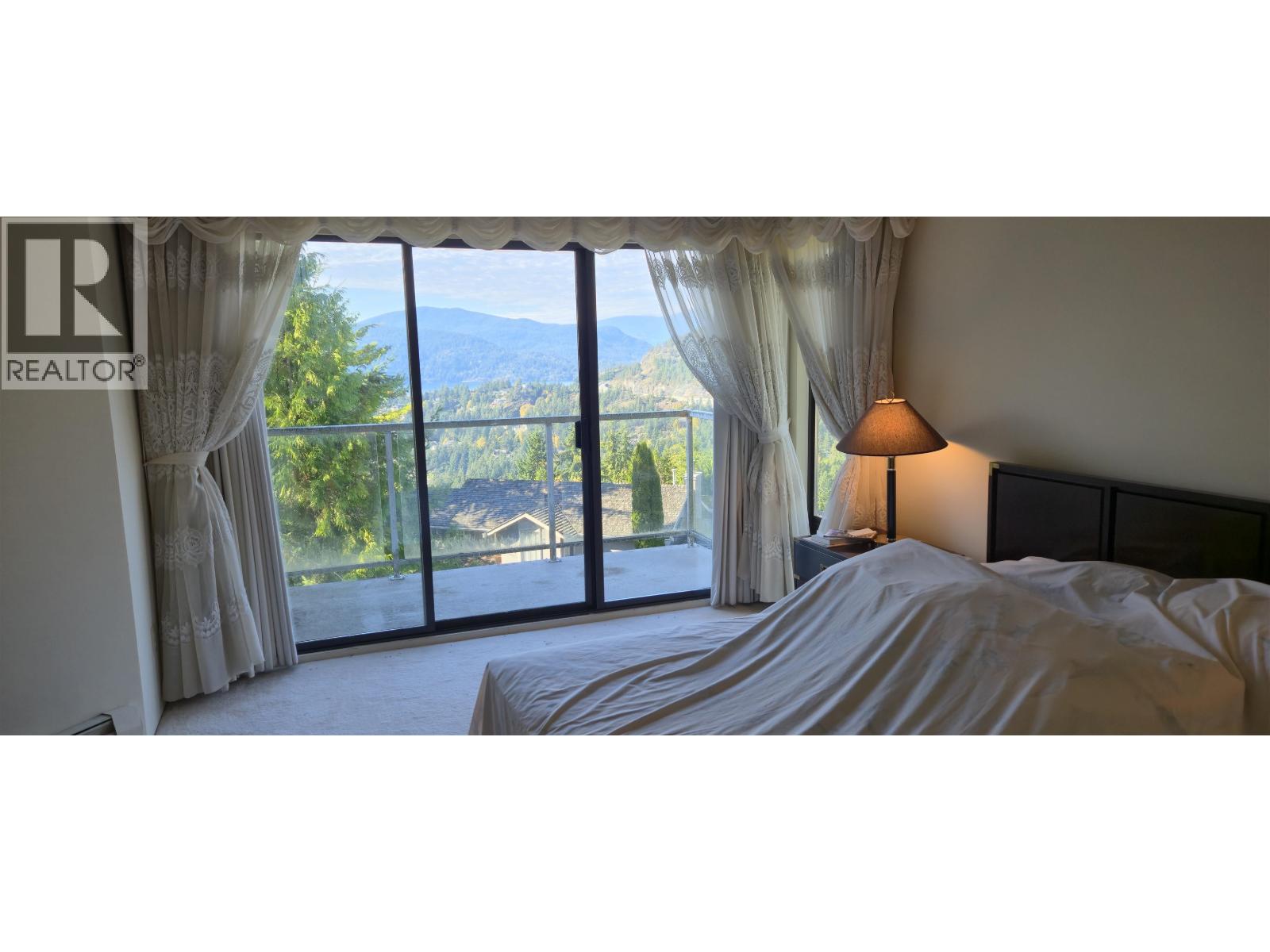 4764 Woodburn Road Property Photo 17